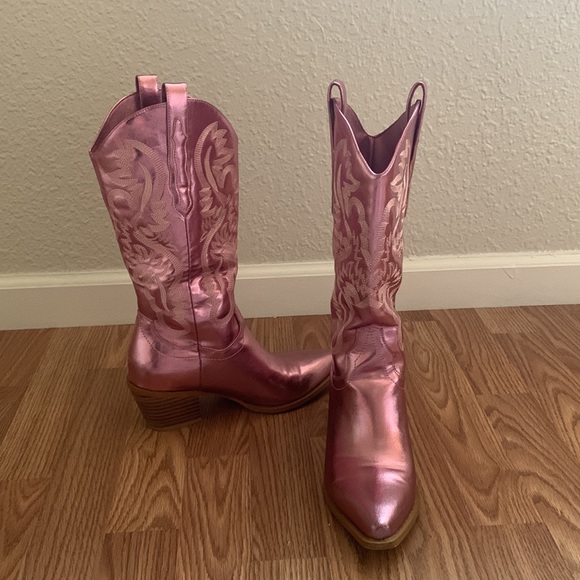 Pink Metallic Boots - Picture 2 of 4